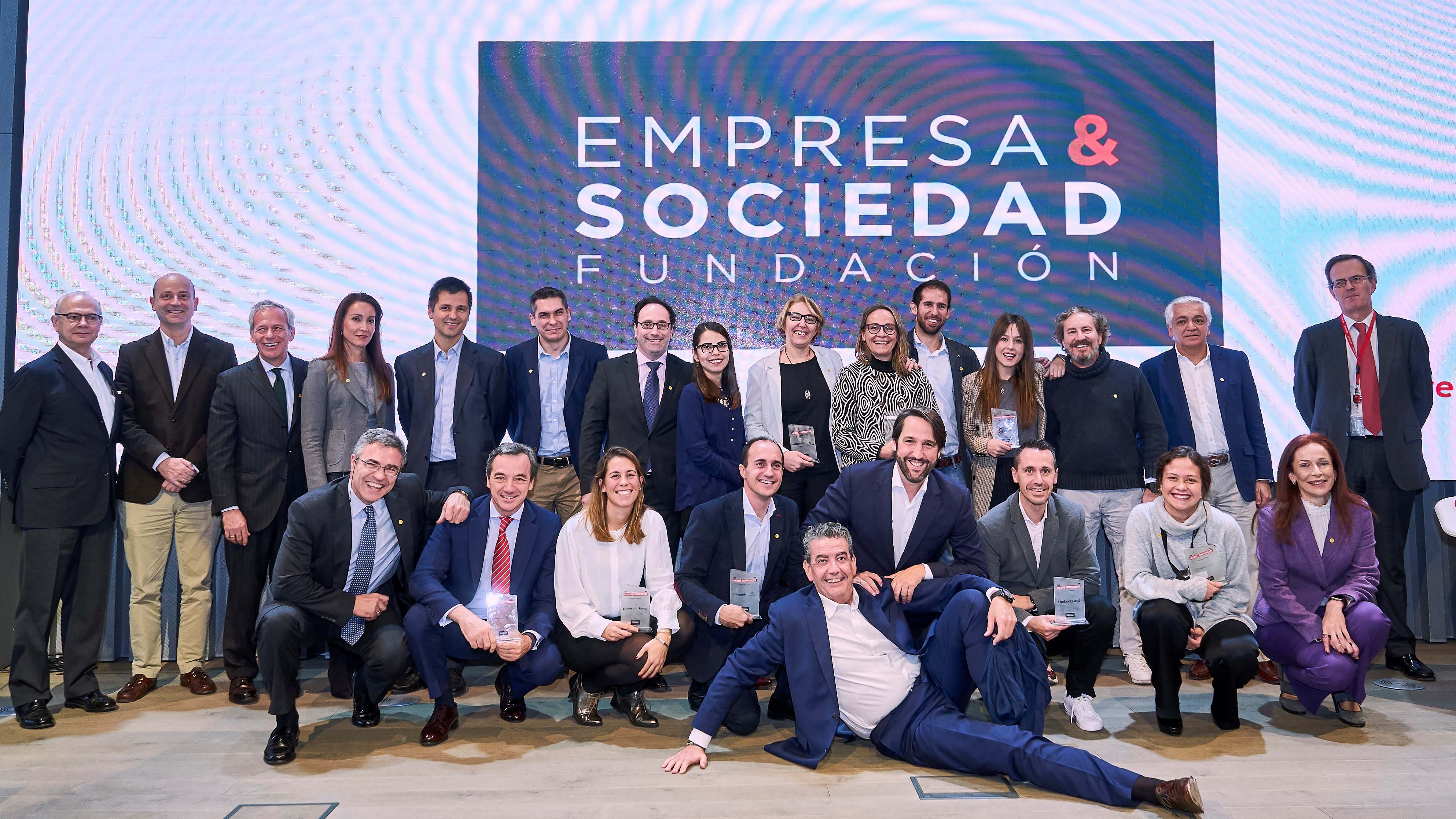 Empresa&Sociedad convoca la sisena edició dels premis Comprendedor 2019